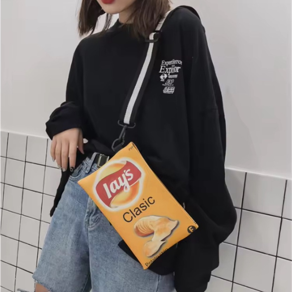 Yellow Potato Chip Purse - Picture 2 of 5